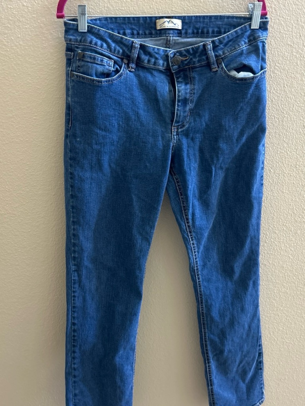 Women's Skinny Stretch Jeans in Medium Blue